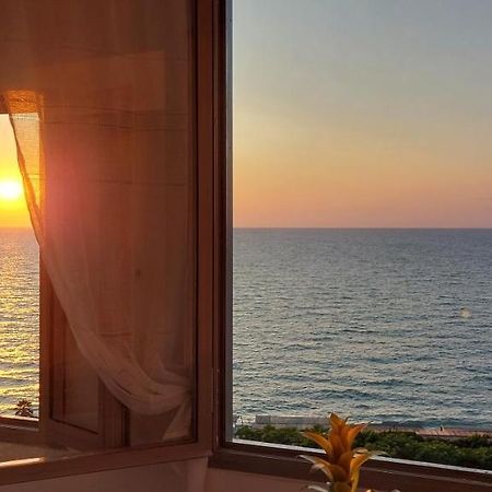 شقة La Finestra Sul Mare تروبيا المظهر الخارجي الصورة